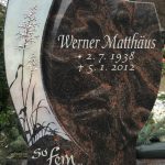 Hochstein aus Aruba mit Swarovskisteinen, vertiefte Inschrift silber getönt
