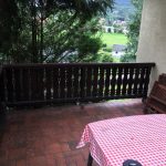Demontage des Geländers und Abriß der alten Terrassenplatten